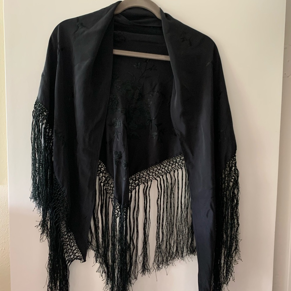 Silky Black shawl with frills